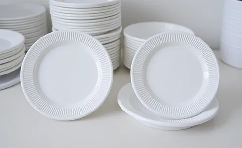 Plastic Plates