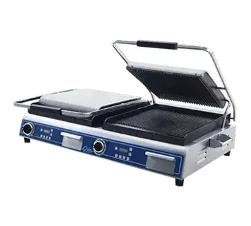 Globe GPGDUE14D Sandwich / Panini Grill