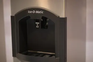 ICE-O-Matic CD40130 Ice Dispenser