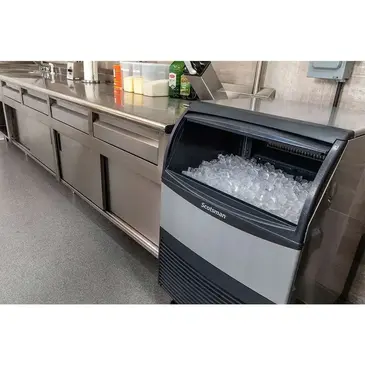 Scotsman UC2724MA-6 Ice Maker With Bin, Cube-Style